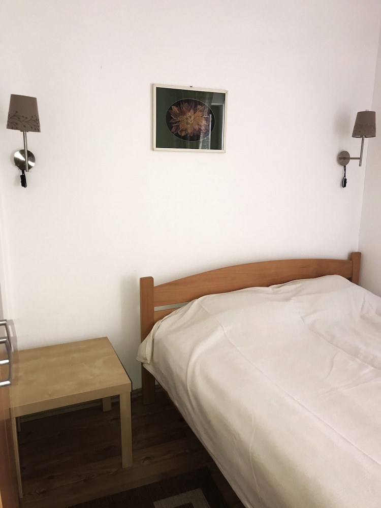Family Apartment photo 2