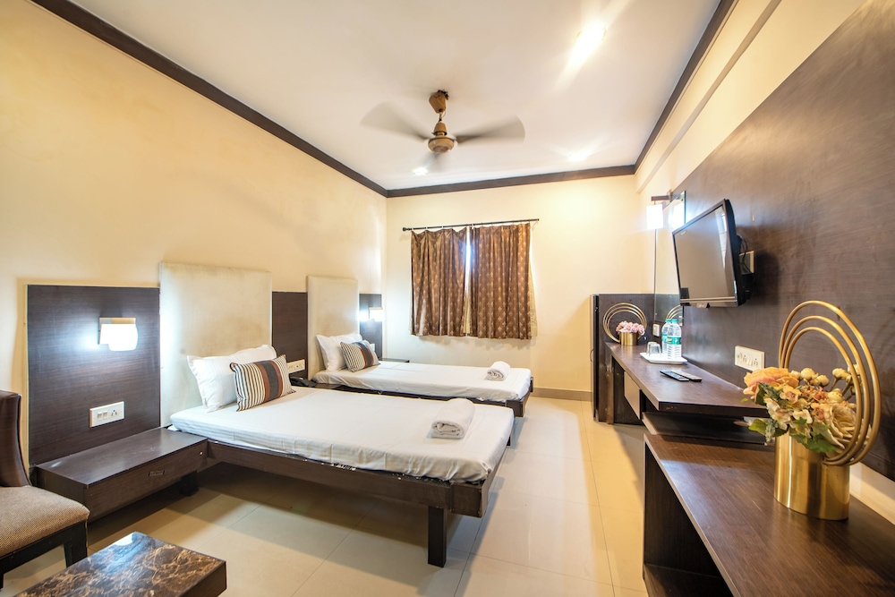 Standard Room, City View