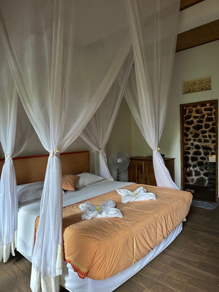 Basic Double Room, 1 Bedroom, Garden View photo 1