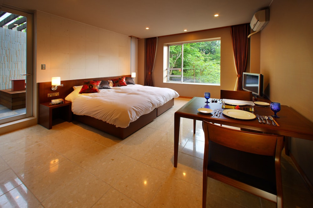 Room 203 with Private Open-air Bath
