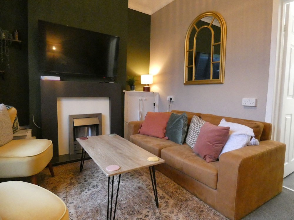 Comfort Cottage, 3 Bedrooms, Non Smoking photo 1