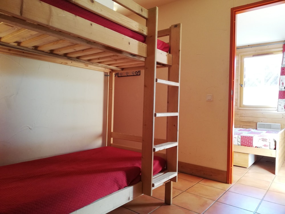 Apartment, 2 Bedrooms (for 8 - Pra Loup 1500)
