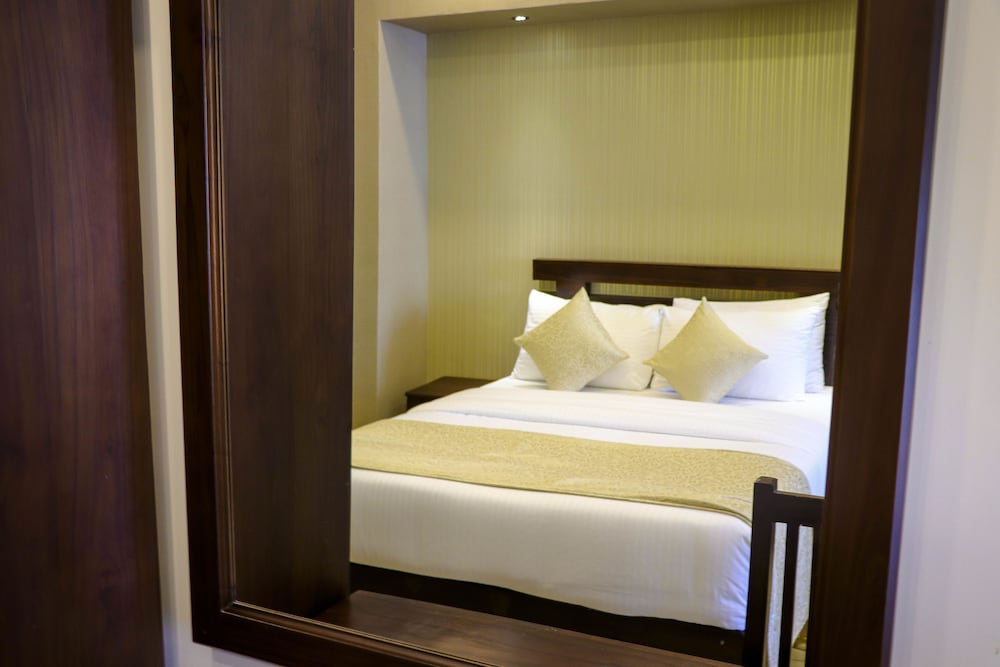 Basic Double Room photo 2