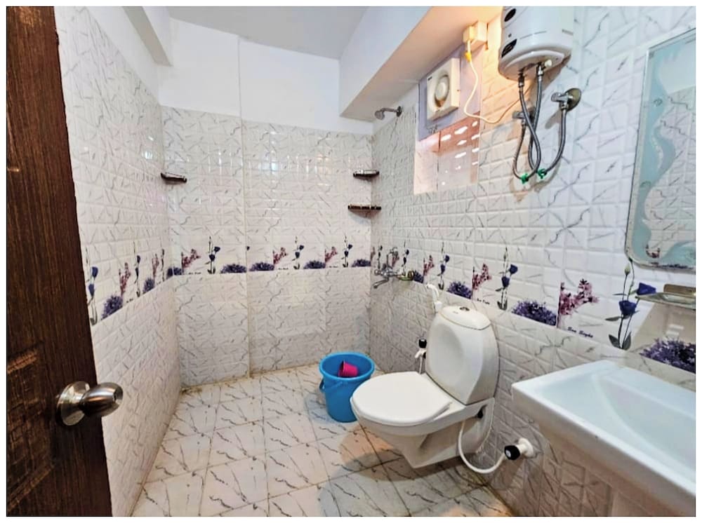Deluxe Double Room, City View photo 2