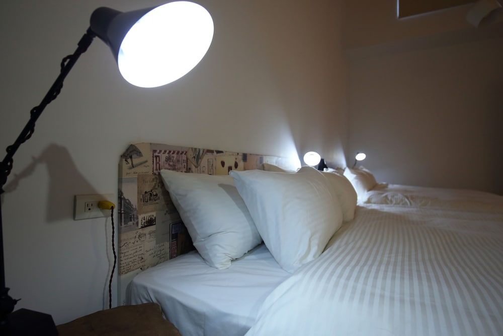 Basic Quadruple Room, 1 Bedroom, Non Smoking photo 3