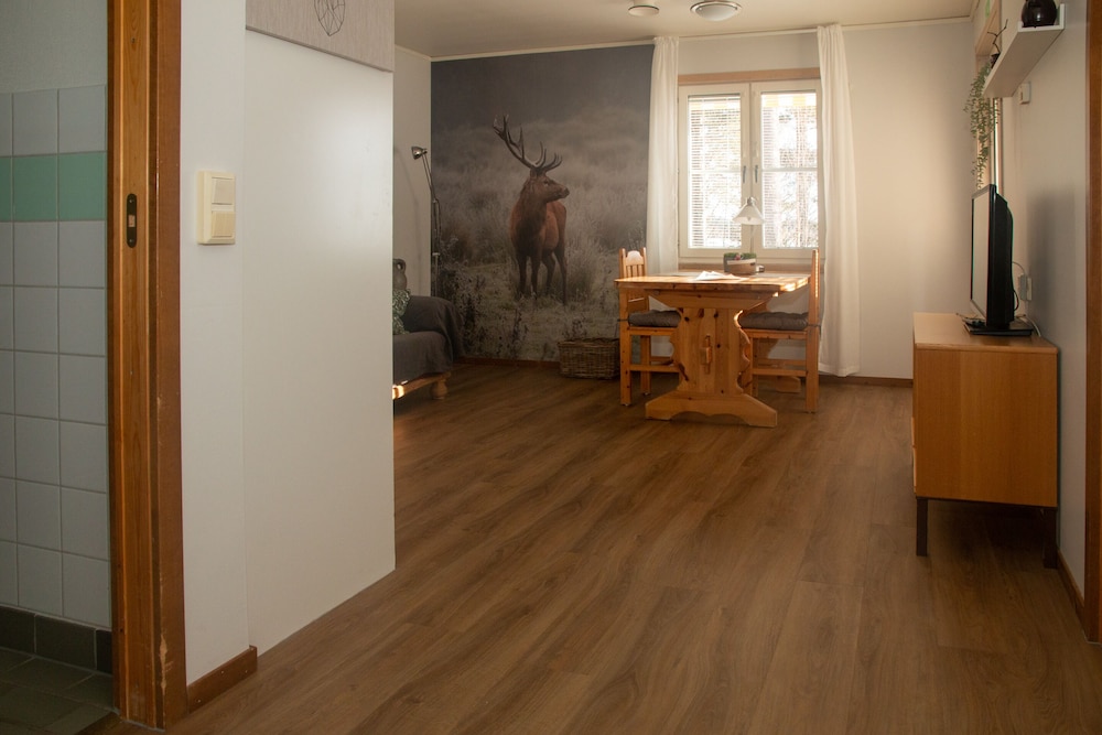 Design Apartment, 2 Twin Beds, Non Smoking, Lake View