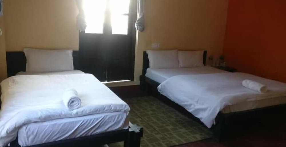 Standard Double or Twin Room photo 3