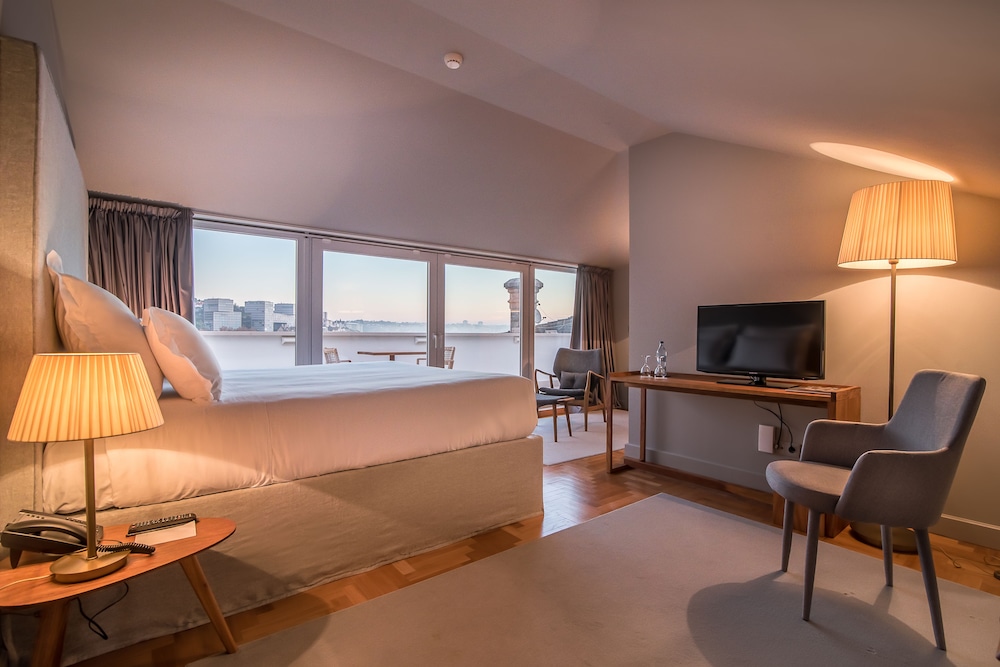 Grand Deluxe Sea View