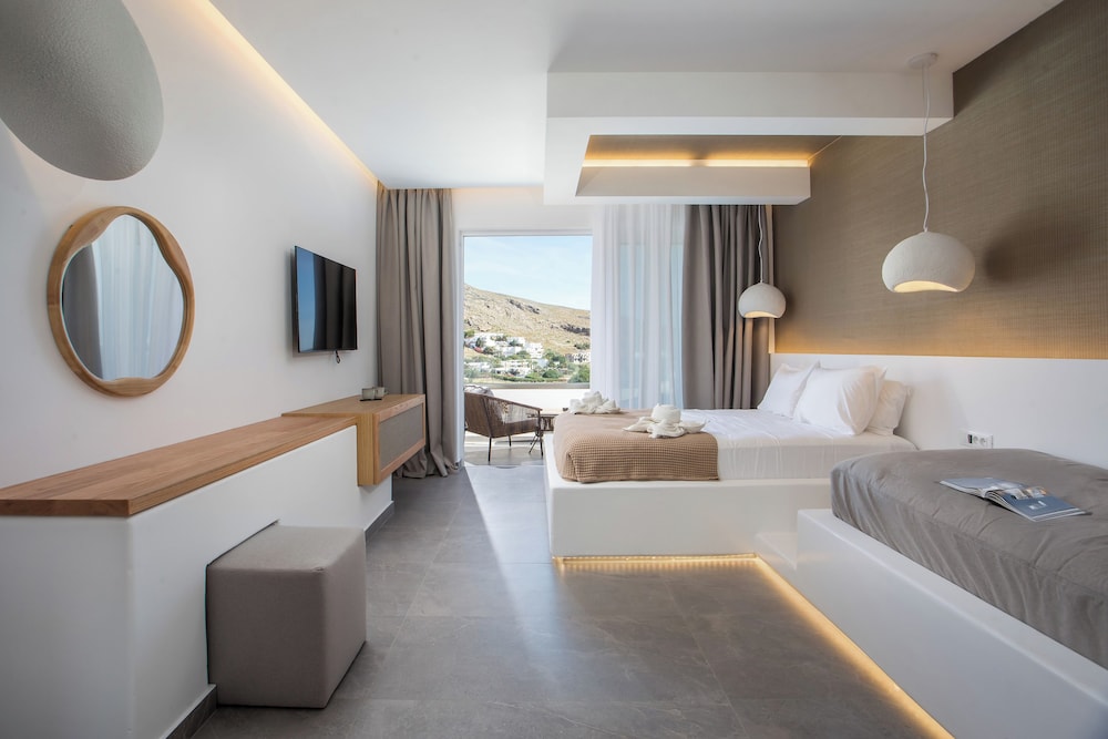 Premium Triple Room