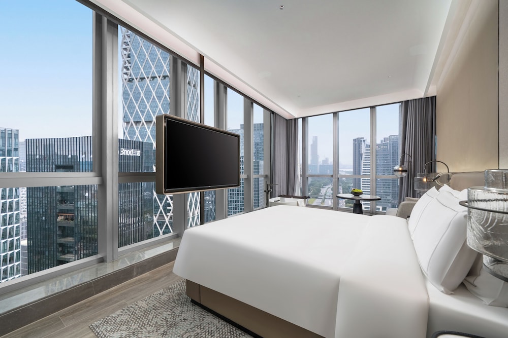 Executive Double Room, City View