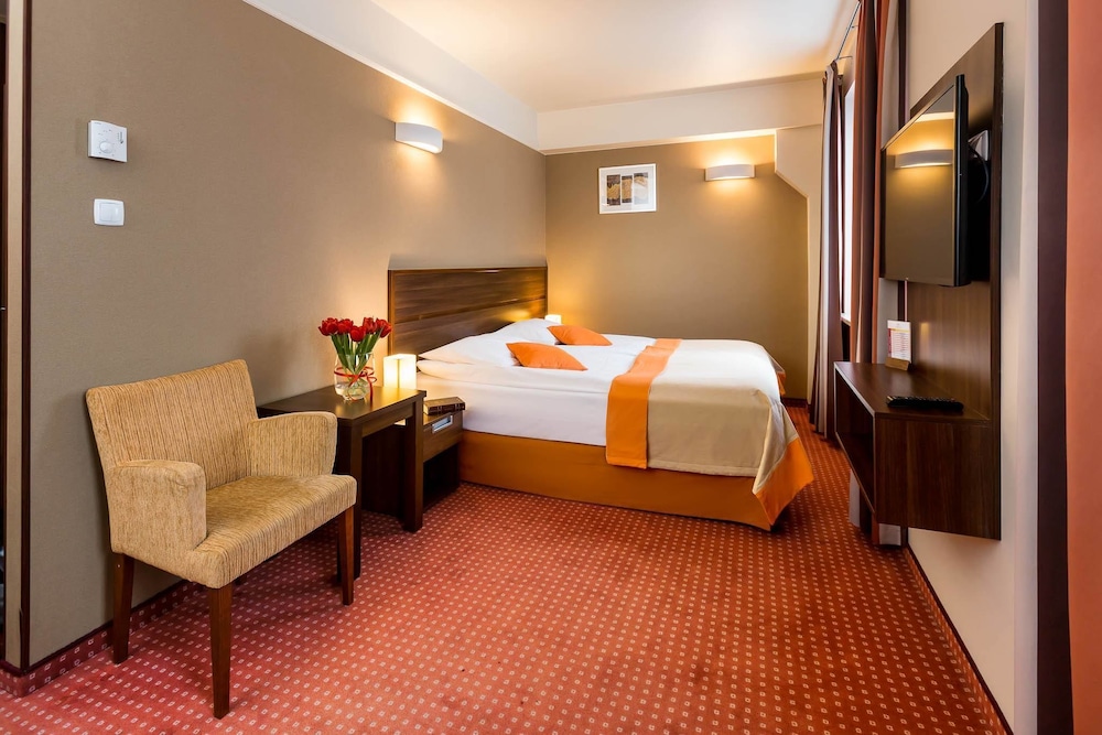Double Room - Photo 1