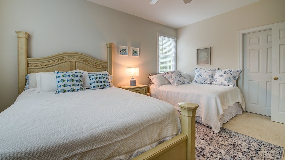 House, 4 Bedrooms photo 1