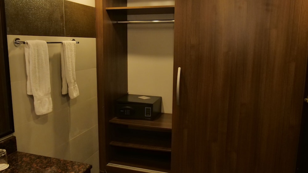 Exclusive Suite photo 3