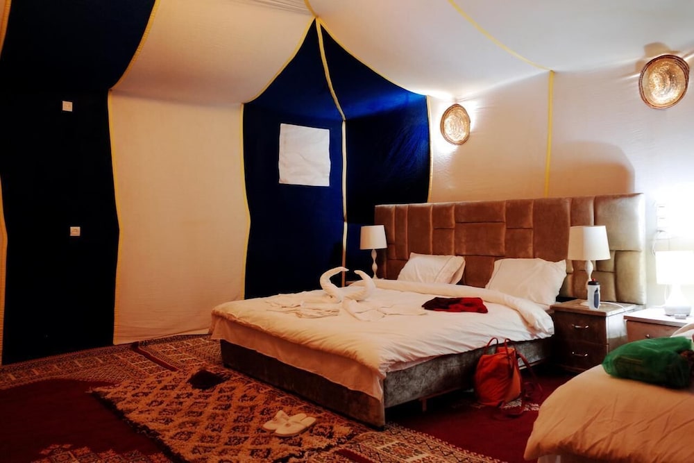Tent (Triple) photo 1