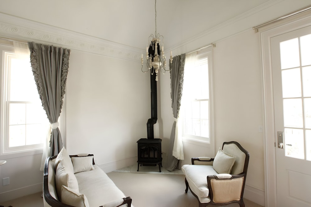 Studio Suite, 1 King Bed photo 3