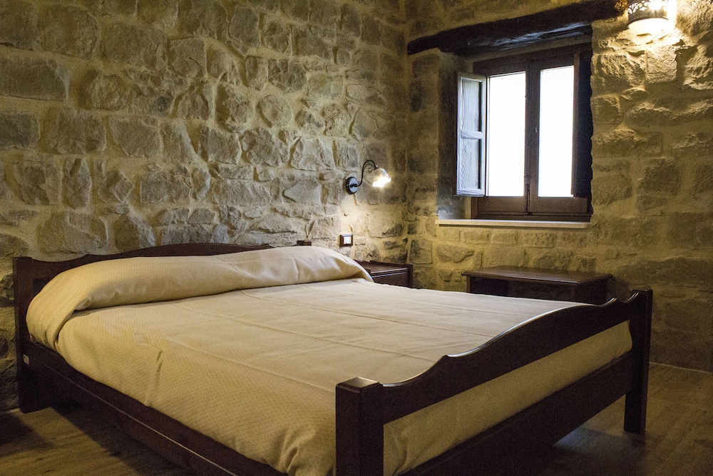 Double Room, Garden View (Larice) photo 1