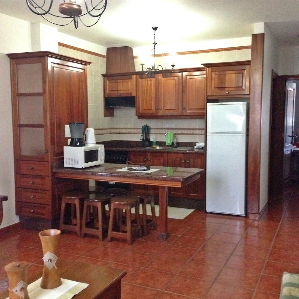 Apartment, 2 Bedrooms, Smoking, Mountain View (y al mar)