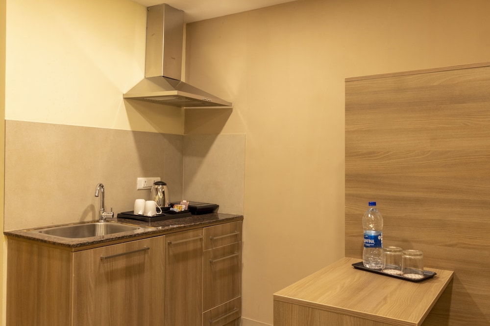 Premium Double or Twin Room - Photo 6