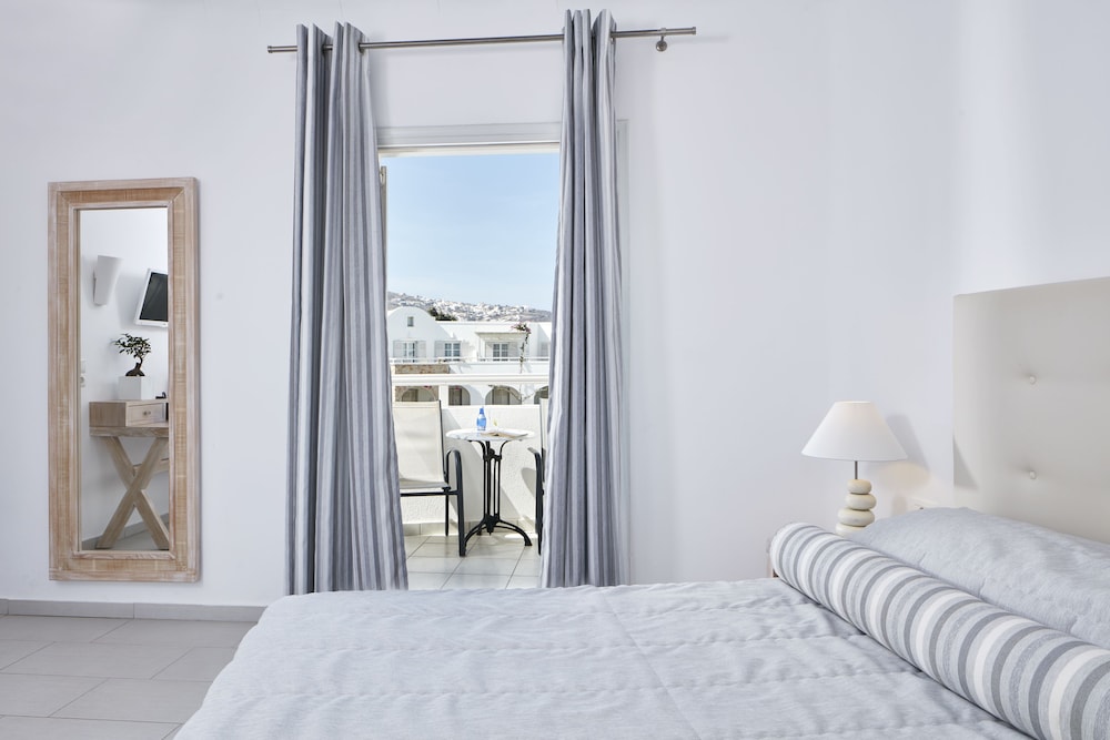 Standard Room - Photo 1