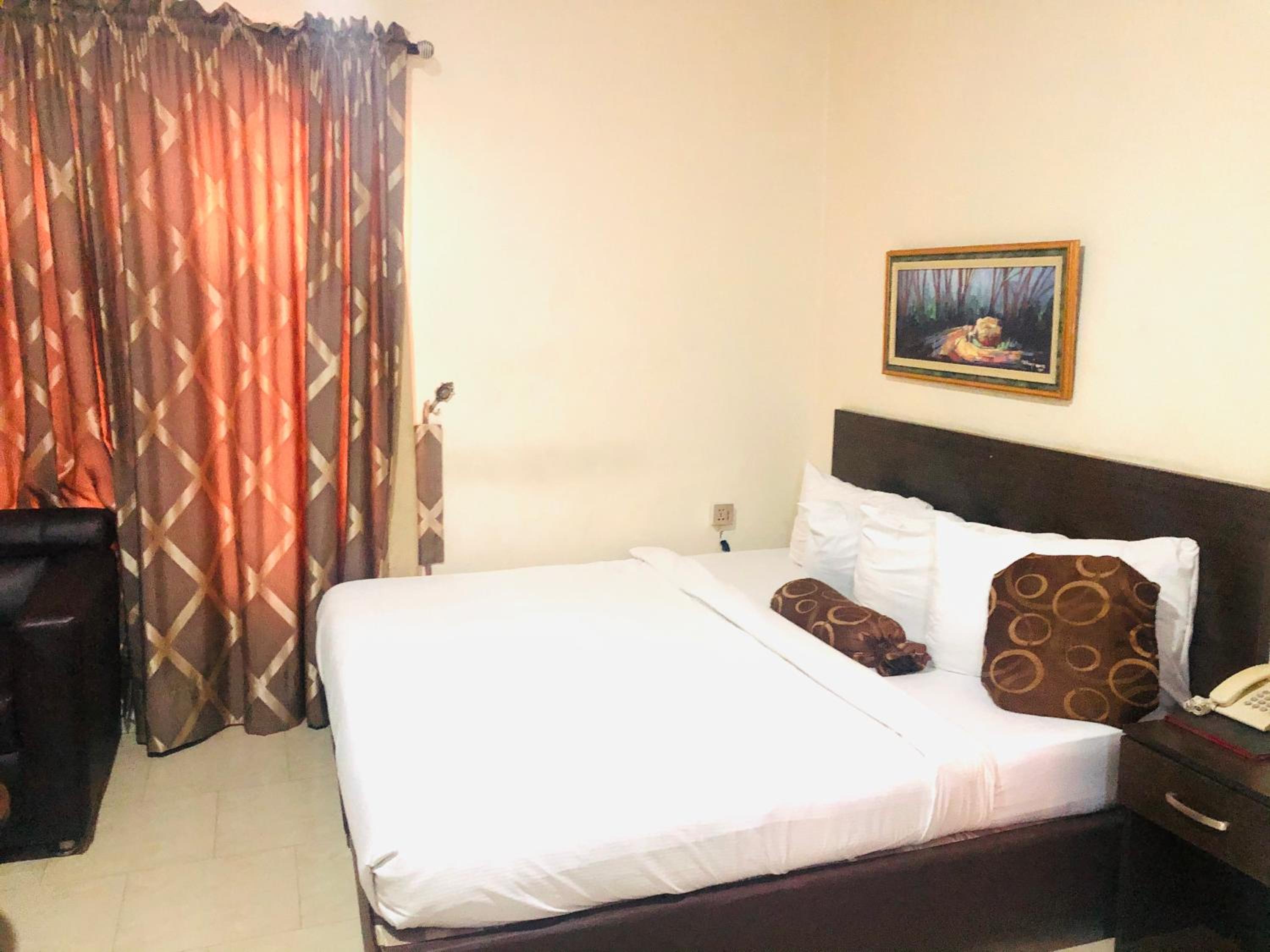 Executive King Room