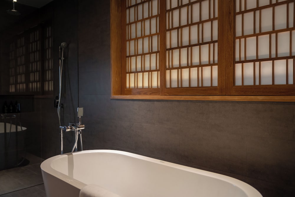 Premium Loft with Whirlpool - Photo 2