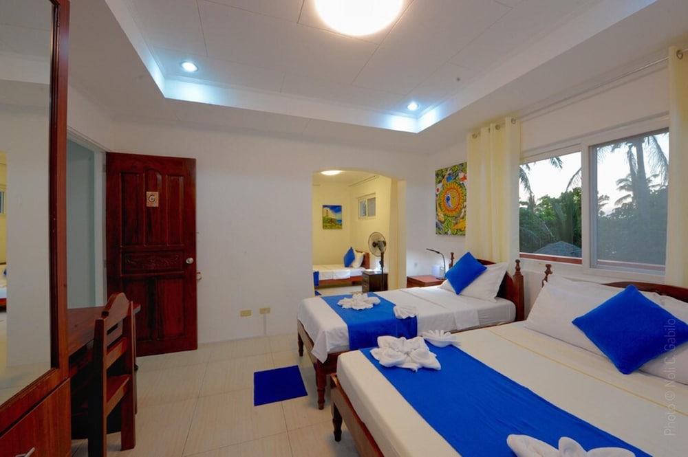 Superior Quadruple Room photo 3