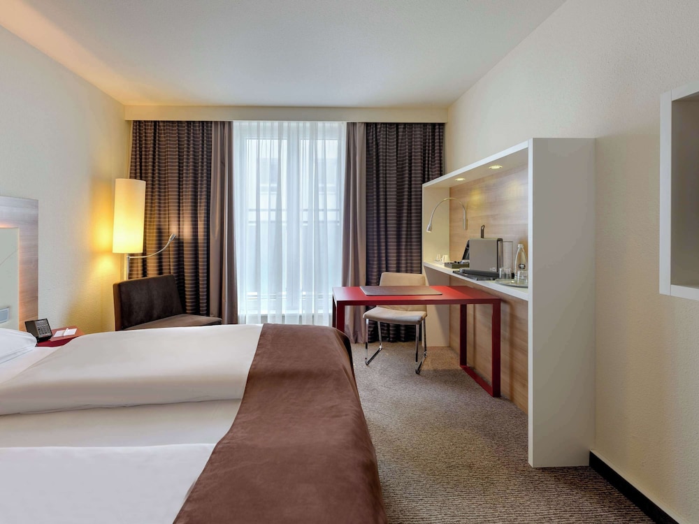 Superior Room, 1 King Bed - Photo 5