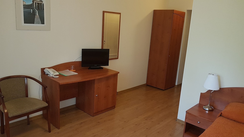 Economy Single Room