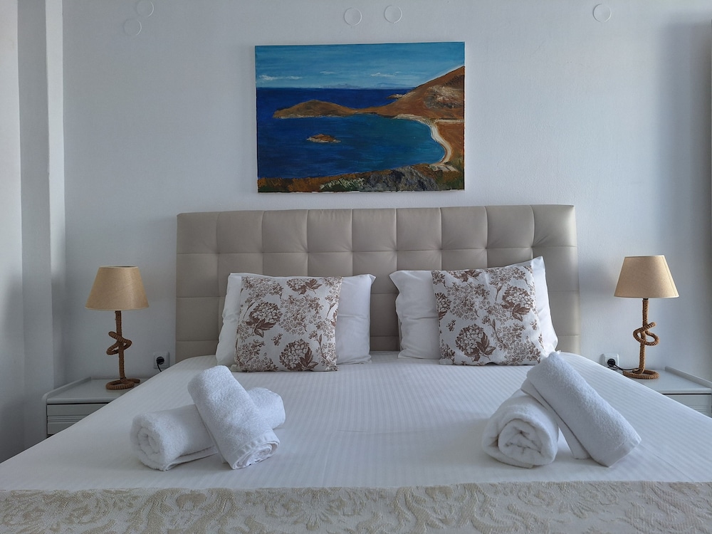 Standard Double or Twin Room, Garden View (Ground Floor) photo 2