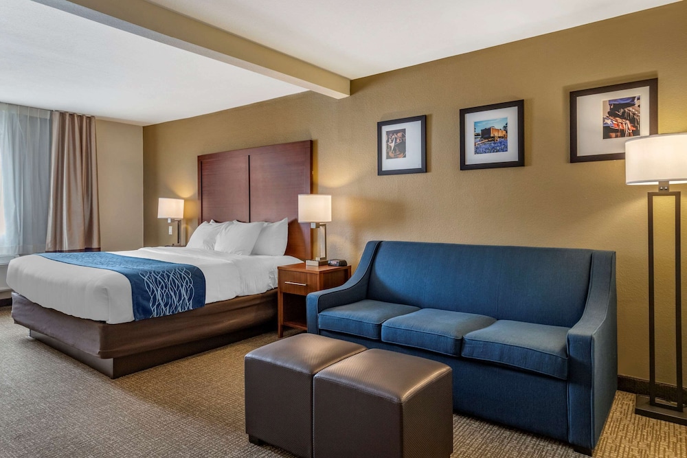 Room, 1 King Bed, Accessible, Non Smoking - Photo 1