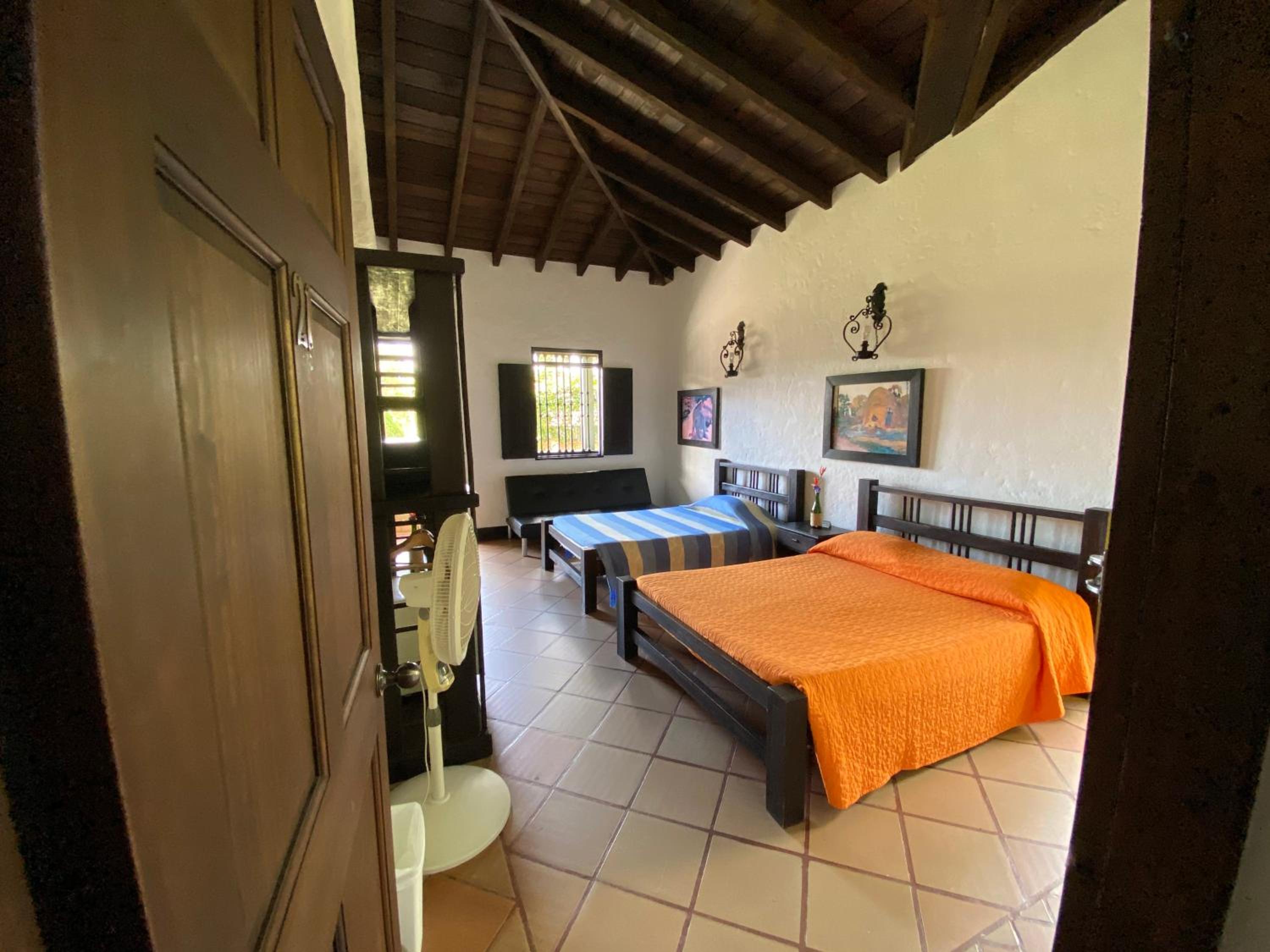 Double or Twin Room photo 3