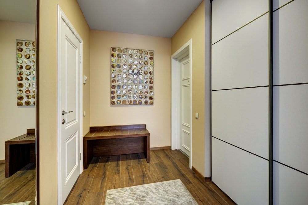 Business Suite photo 3