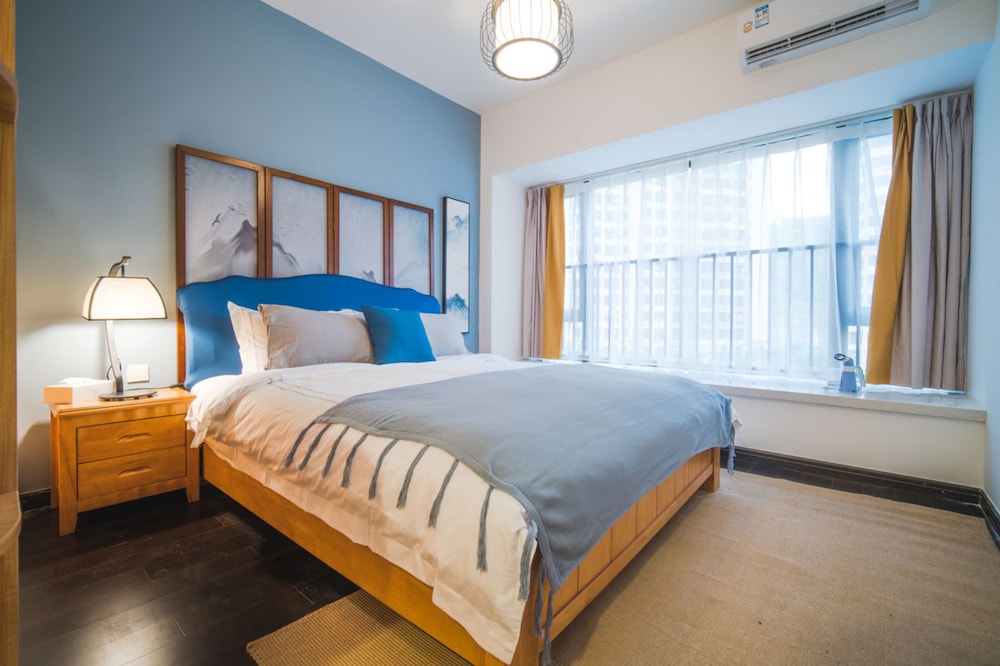 Basic Apartment, 4 Bedrooms, Non Smoking photo 1