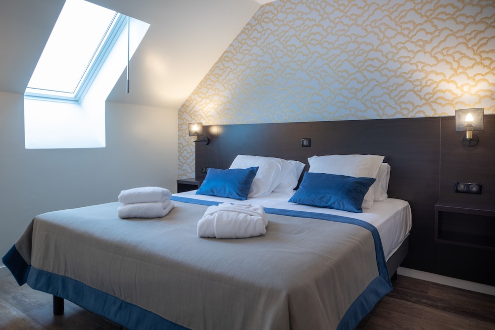Suite - Photo 2