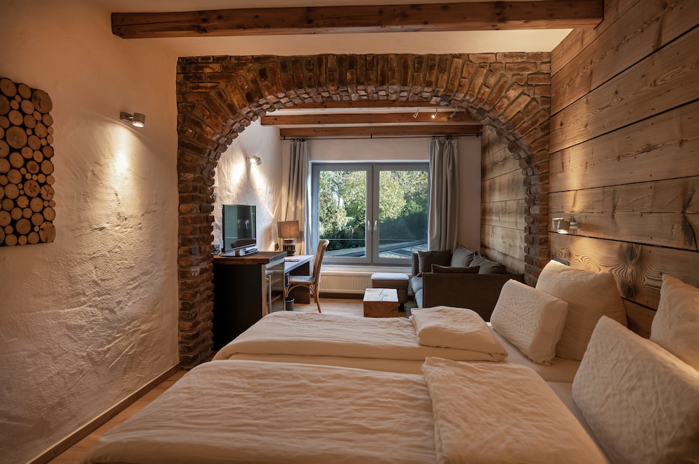 Gutshof-Room