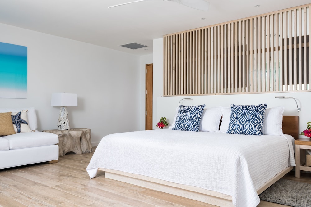 Premium Beachfront Room