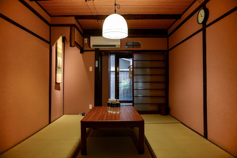 Nishioji Tanuki - Photo 2