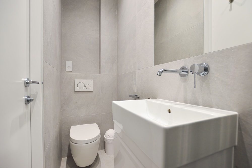 Small Studio Apartment photo 2