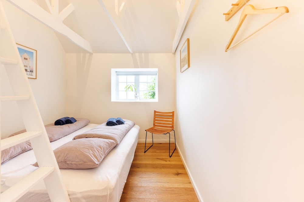 Triple Room, Non Smoking, Lake View photo 1