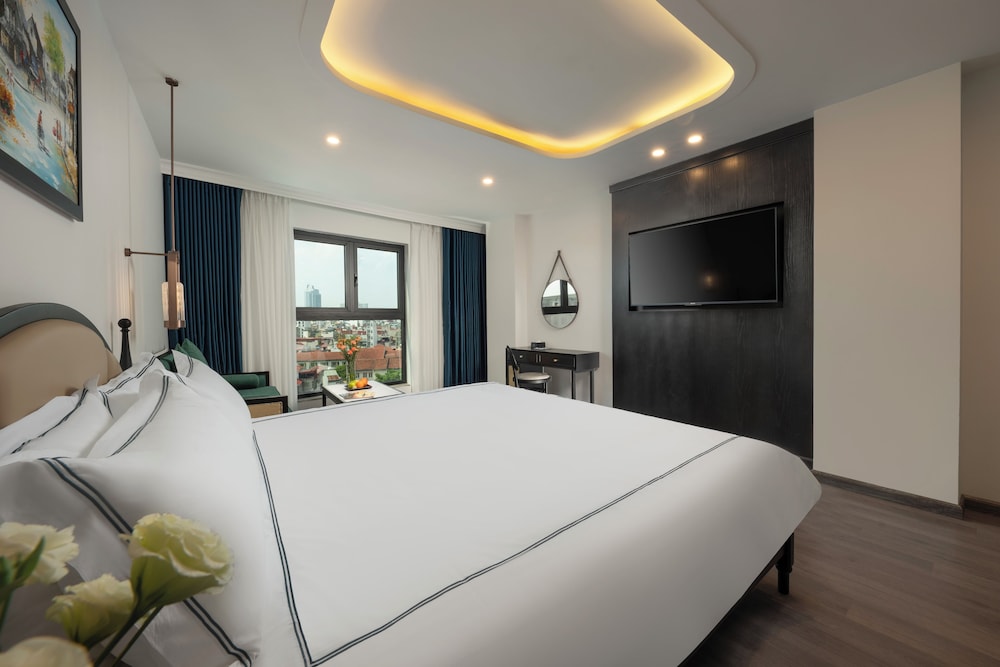 Executive Double or Twin Room, City View photo 2