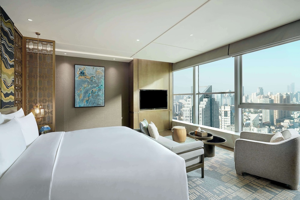 Suite, 1 King Bed (Presidential Suite)