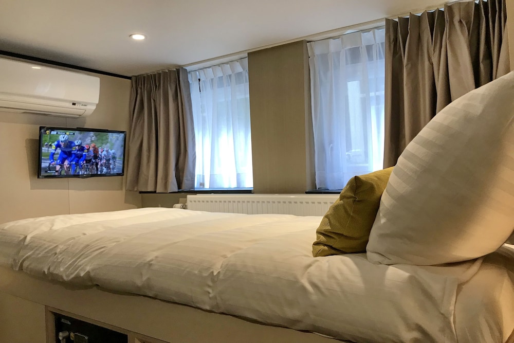 Economy Single Room
