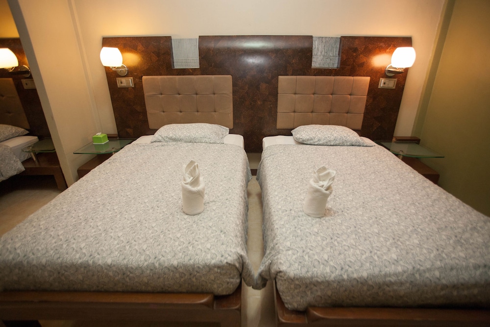 Family Room, Multiple Beds photo 2