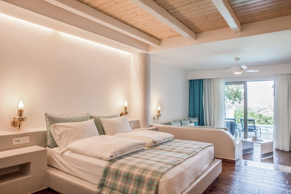 Summer Room, Private Pool, Sea View photo 3