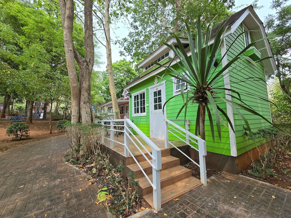 Family Bungalow - Photo 13