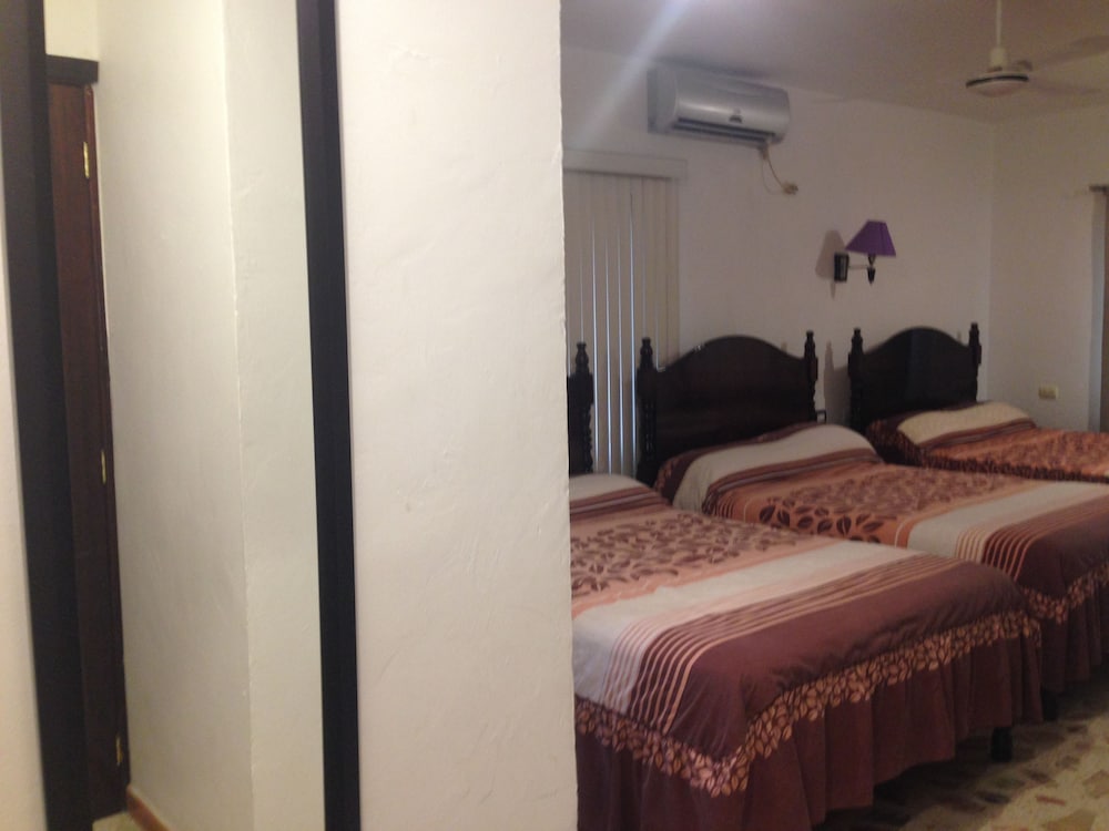Family Room photo 1