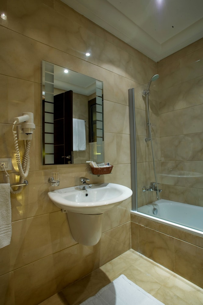 Suite, 1 Bedroom photo 2