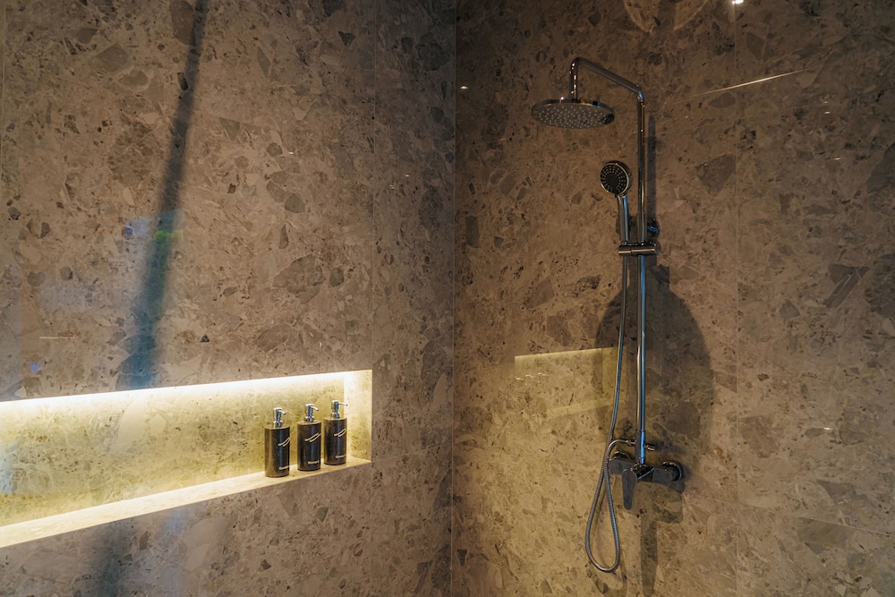 Elevate Palace - Photo 13