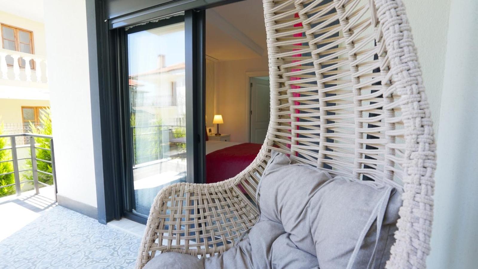 Standard Triple Room - Photo 8