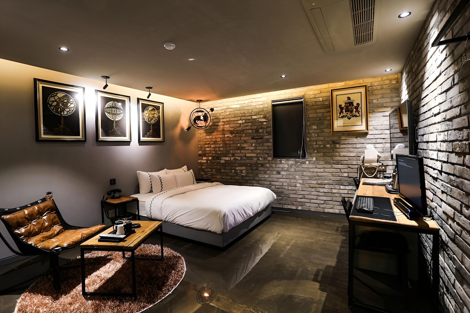 Deluxe Room - Photo 1
